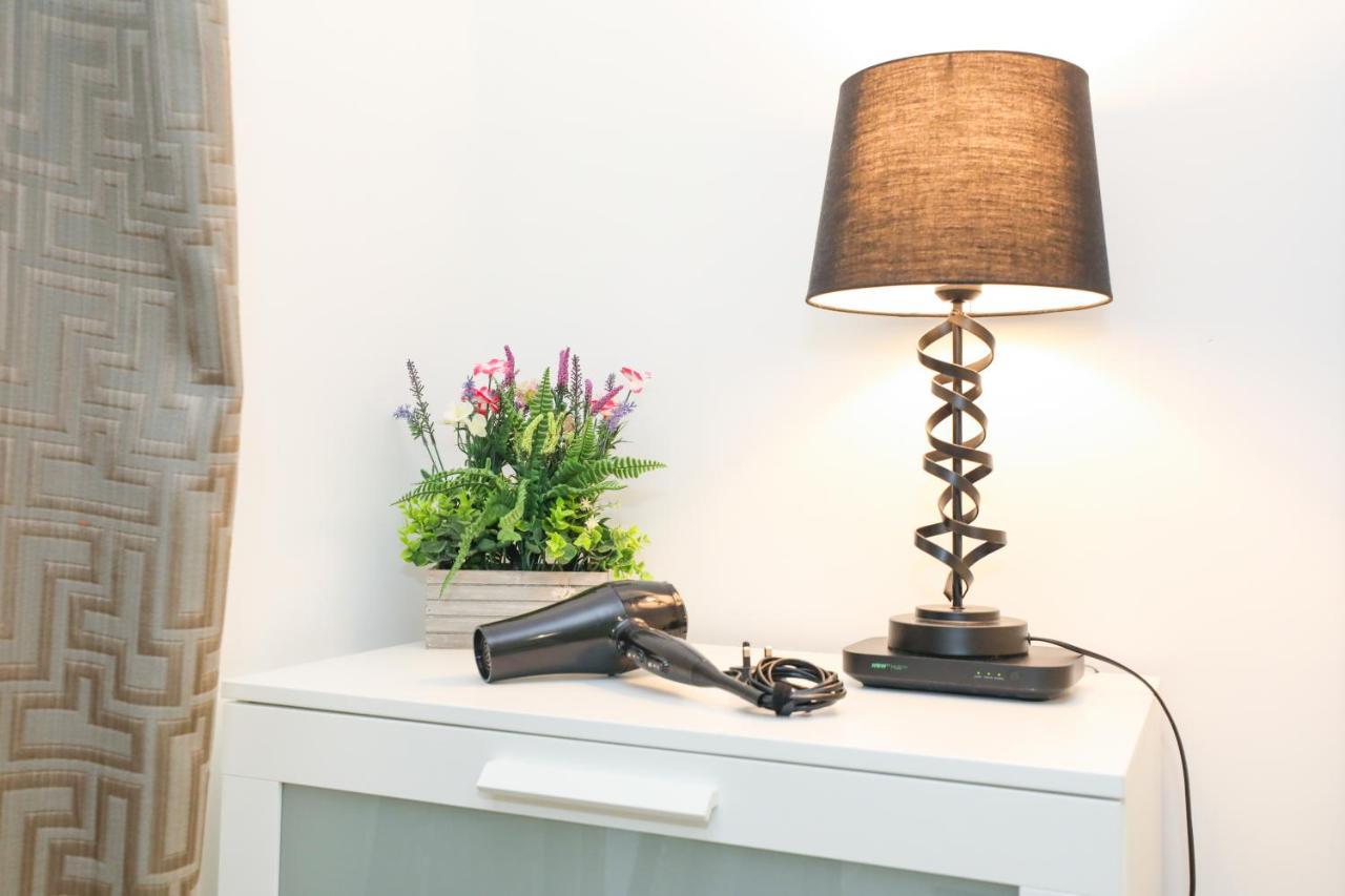 Stunning Modern 3 Bedroom Apartment Edinburgh Luaran gambar